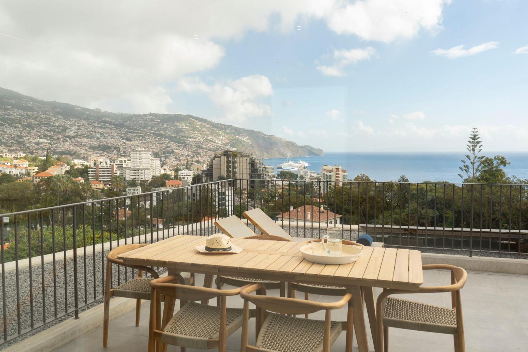 Green Boat By Madeira Best Apartments 푼샬 외부 사진